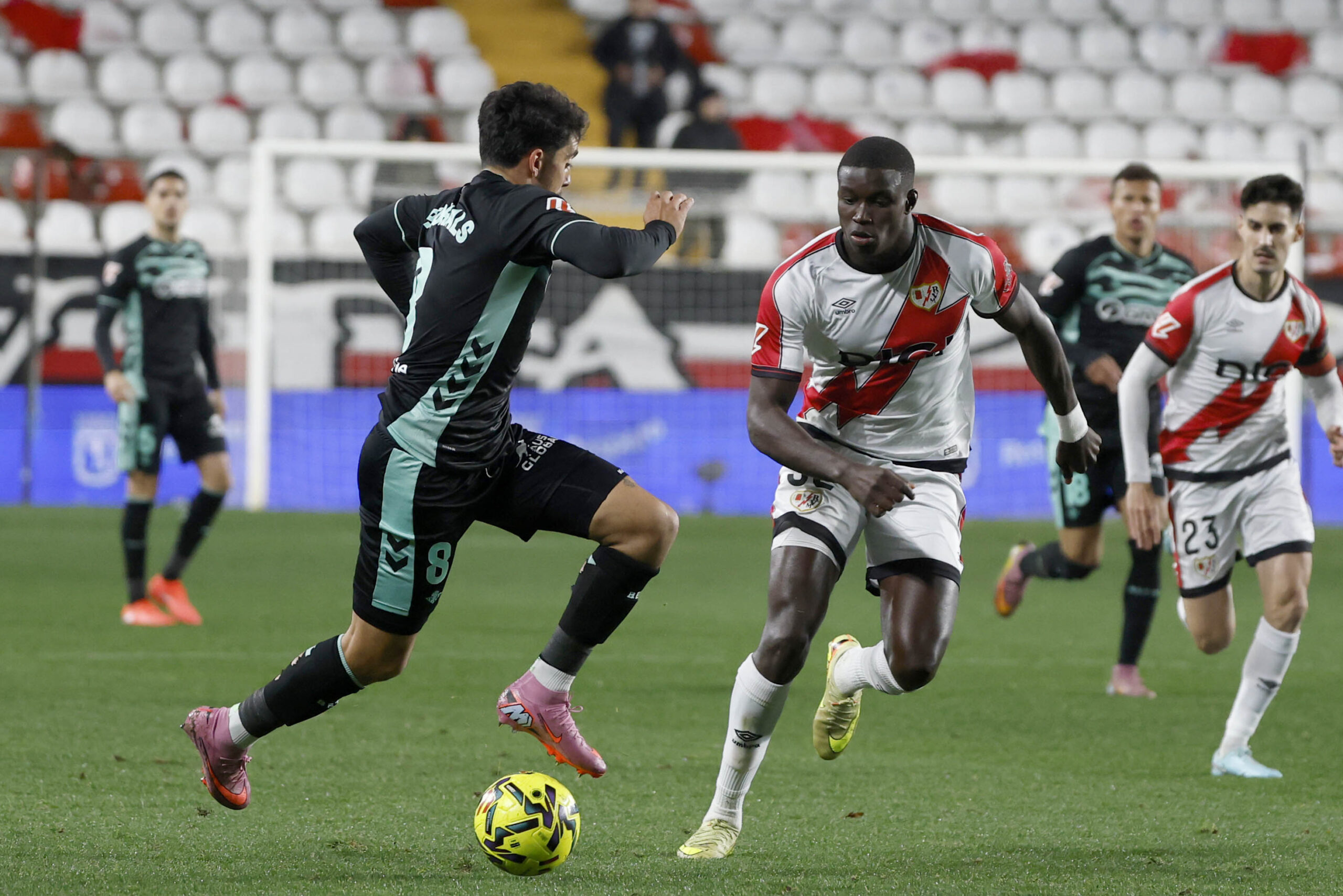 Real Betis-Rayo: refrendar las buenas sensaciones